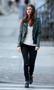 Victoria Justice – “Eye Candy” set in New York 11/13/13  