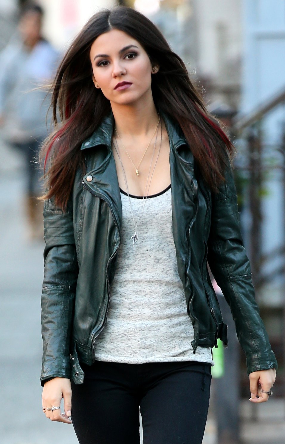 Victoria Justice Pictures Victoria Justice – “Eye Candy” set in New York 11/13/13