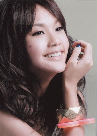 Rainie Yang