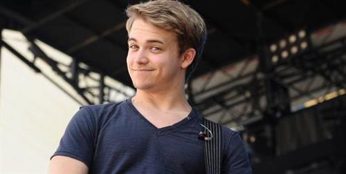 Hunter Hayes