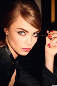 Cara Delevingne Pictures Cara Delevingne