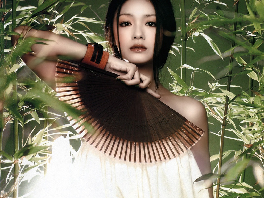 Barbie Hsu Pictures. Hotness Rating = 8.40/10