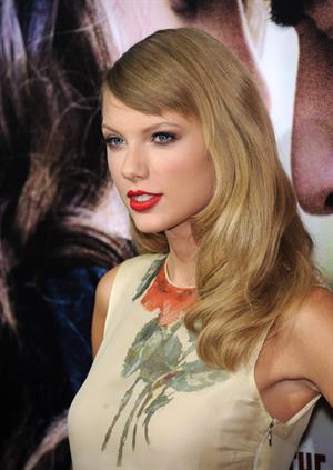 Taylor Swift -  Romeo & Juliet  LA Premiere 9/24/13  