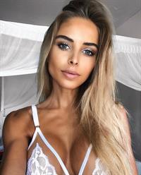 Chiara Bransi taking a selfie