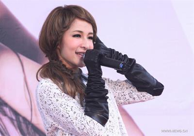 Elva Hsiao