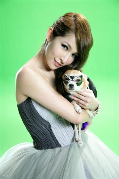 Elva Hsiao