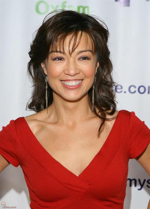 Ming-Na Wen