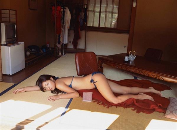 Yukie Kawamura in a bikini