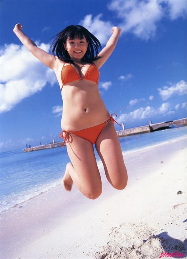 Ai Shinozaki in a bikini