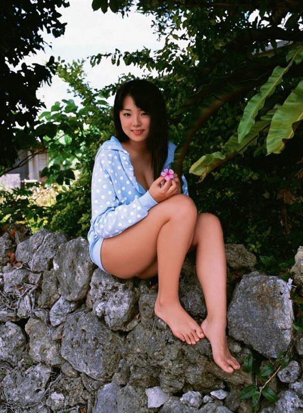 Ai Shinozaki