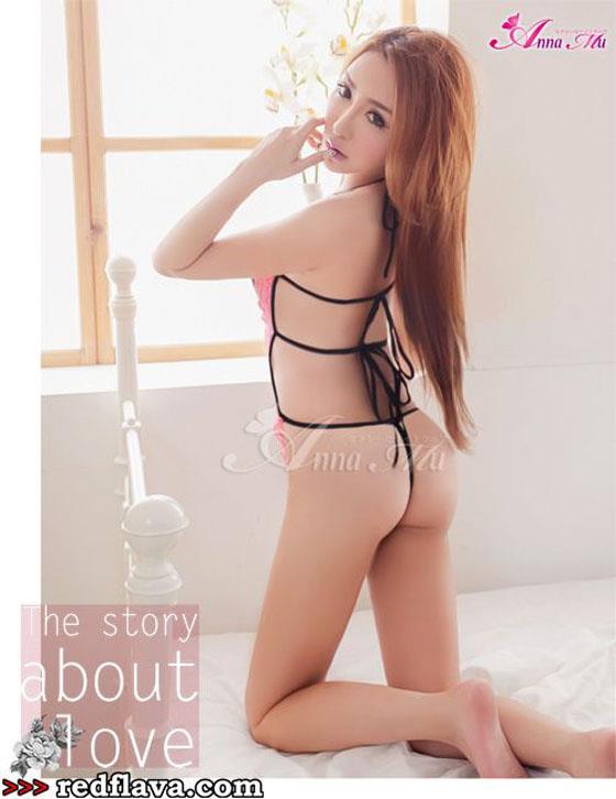 Fang Qi Yuan in lingerie - ass