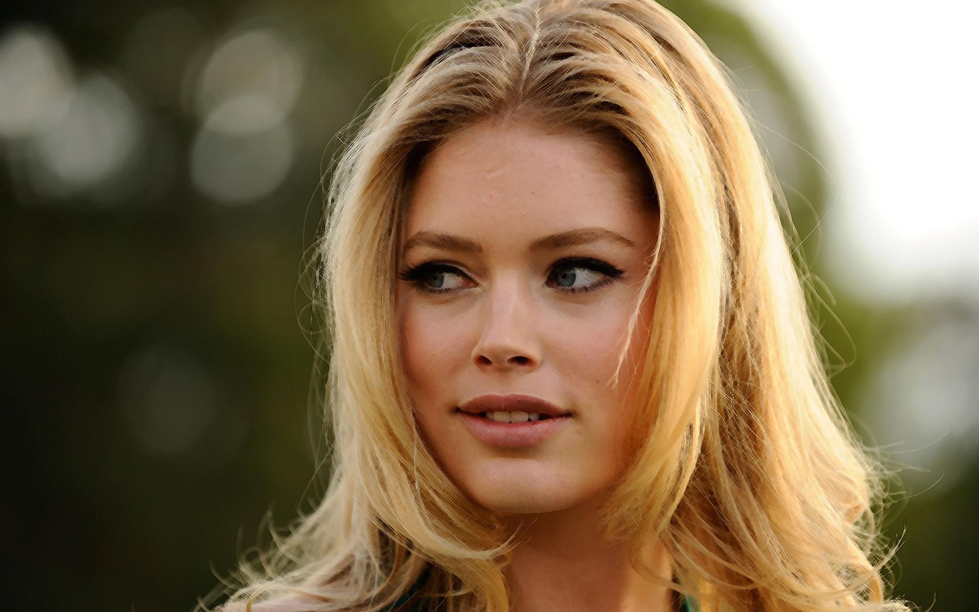 Doutzen Kroes Pictures