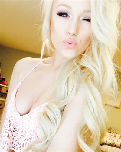 Sonya taking a selfie