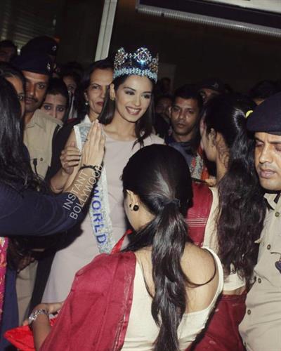 Manushi Chhillar
