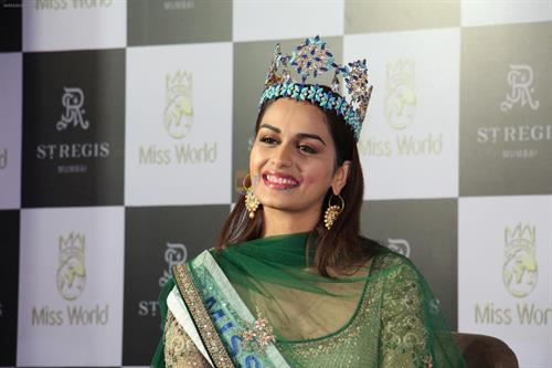 Manushi Chhillar