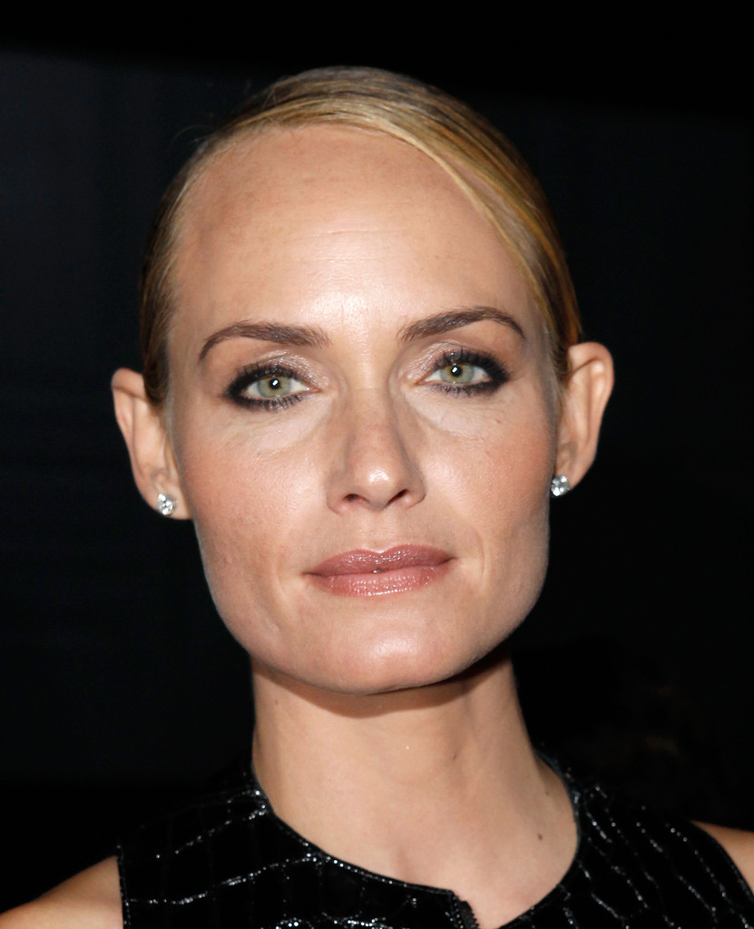 Amber Valletta