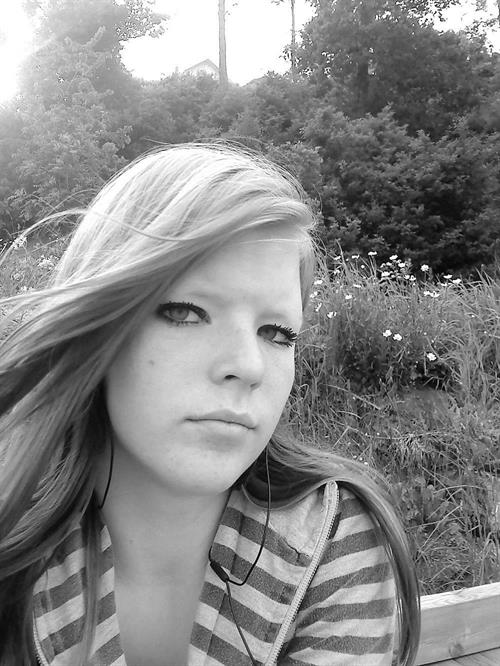 Veronica taking a selfie