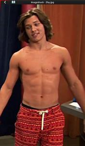 Leo Howard