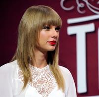 Taylor Swift 'Red' Tour Press Event in LA 8/20/13  