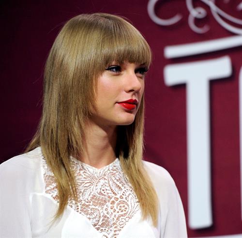 Taylor Swift 'Red' Tour Press Event in LA 8/20/13  