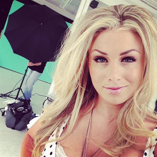 Dianna Dahlgren taking a selfie