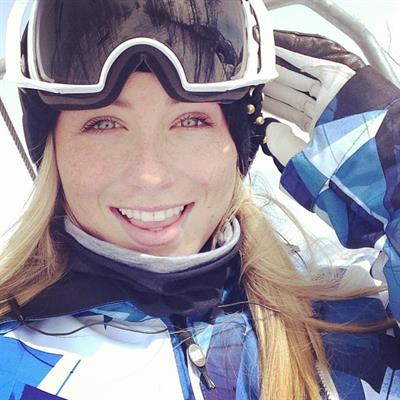 Dianna Dahlgren taking a selfie