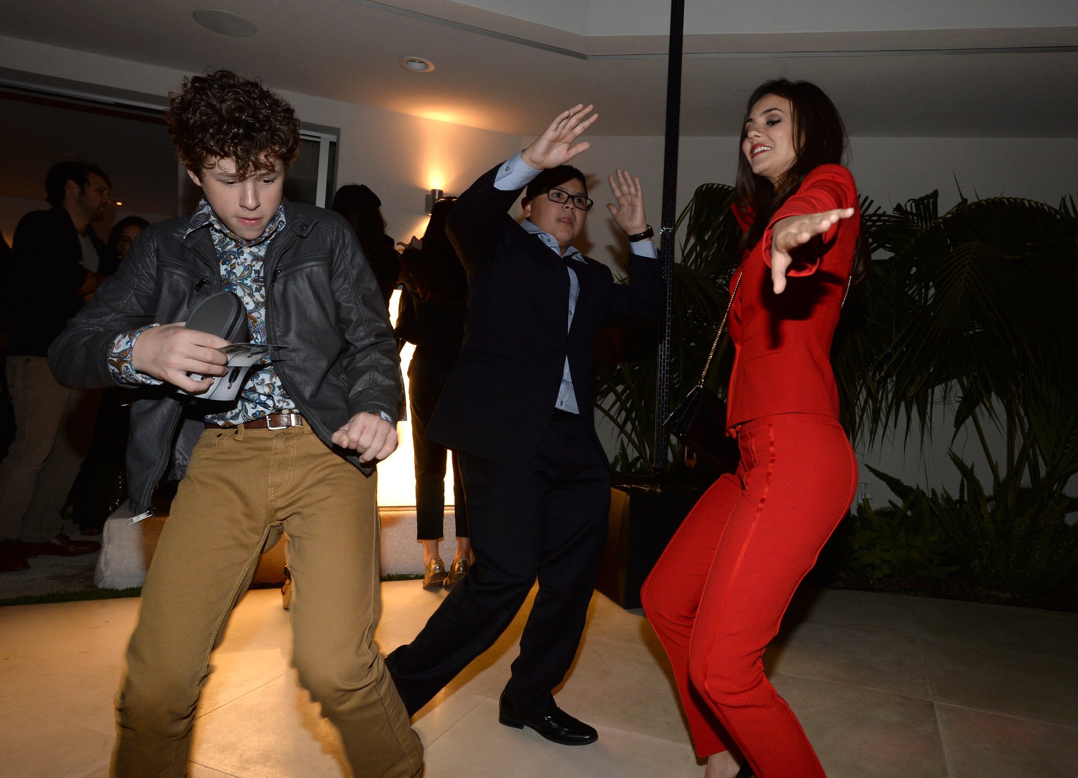 Victoria Justice Pictures Victoria Justice – Young Hollywood Party 9/27/13