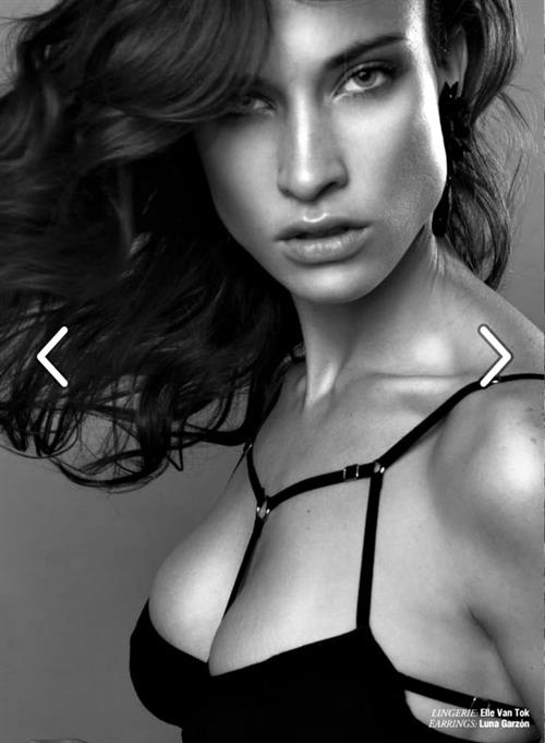 Camila Cavallo in lingerie