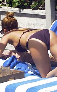 Nicole Richie bikini pictures