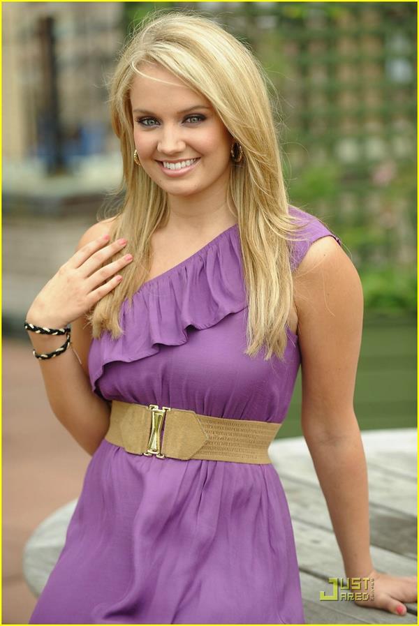 Tiffany Thornton