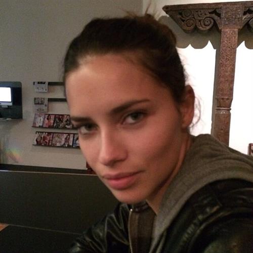 Adriana Lima taking a selfie