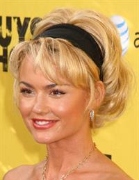 Kelly Carlson