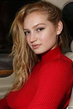 Ellen Kennedy in Jeans