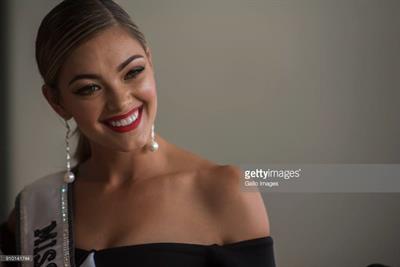 Demi-Leigh Nel-Peters