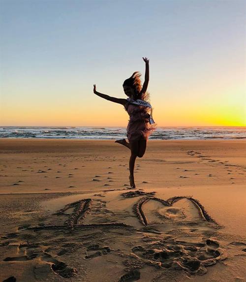 Demi-Leigh Nel-Peters