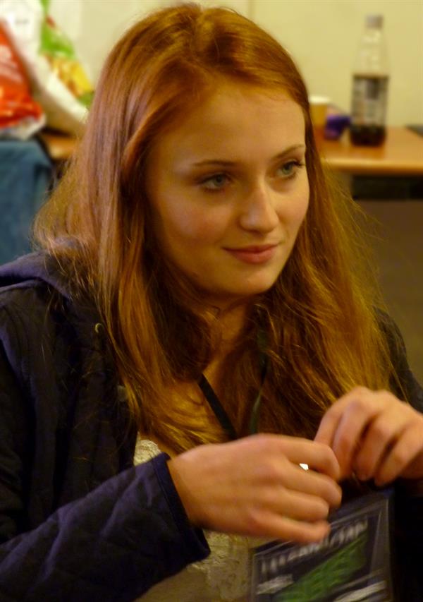 Sophie Turner (Actress)