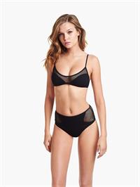 Josephine Skriver in lingerie