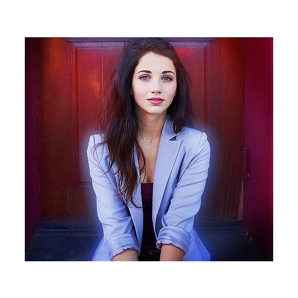 Emily Rudd