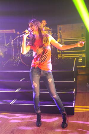 Victoria Justice Rehearsal for tour with Big Time Rush in Burbank - June 18, 2013 