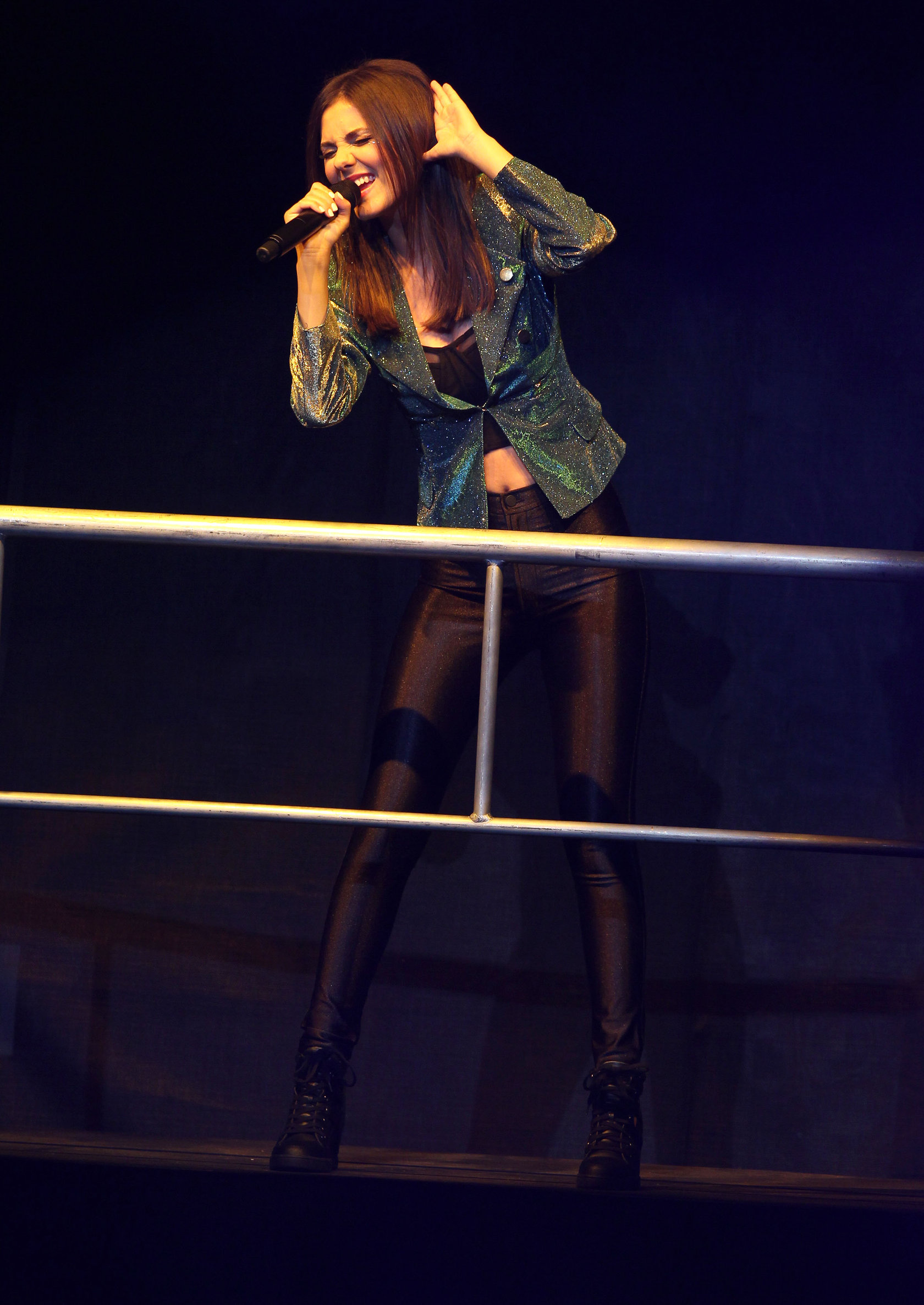 Victoria Justice Pictures Victoria Justice Summer Break Tour at the Gibson Amphitheatre in Universal City - June 21, 2013