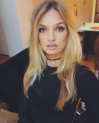 Romee Strijd taking a selfie