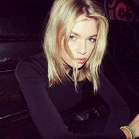 Stella Maxwell