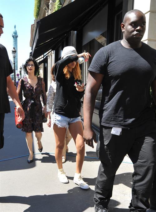 Rihanna arriving at her hotel in Paris on June 7, 2013