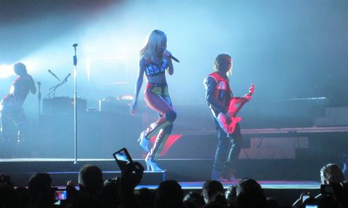 Rihanna Pictures Rihanna performs 'Diamonds World Tour' in Antwerpen (June 5, 2013)