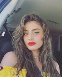 Taylor Marie Hill taking a selfie