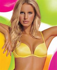 Karolina Kurkova in lingerie