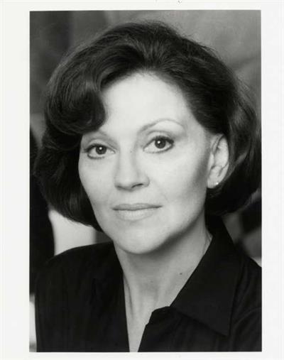 Kelly Bishop