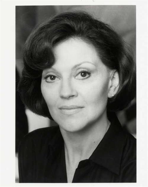 Kelly Bishop