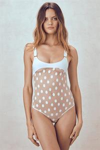 Barbara Fialho in lingerie