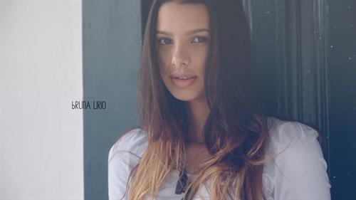 Bruna Lirio